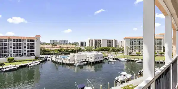 Image 3: 2871 N Ocean Blvd V443 Boca-large-013-00