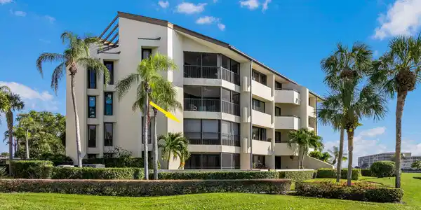 1109 Marine Way