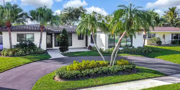 908 SE 16th Street