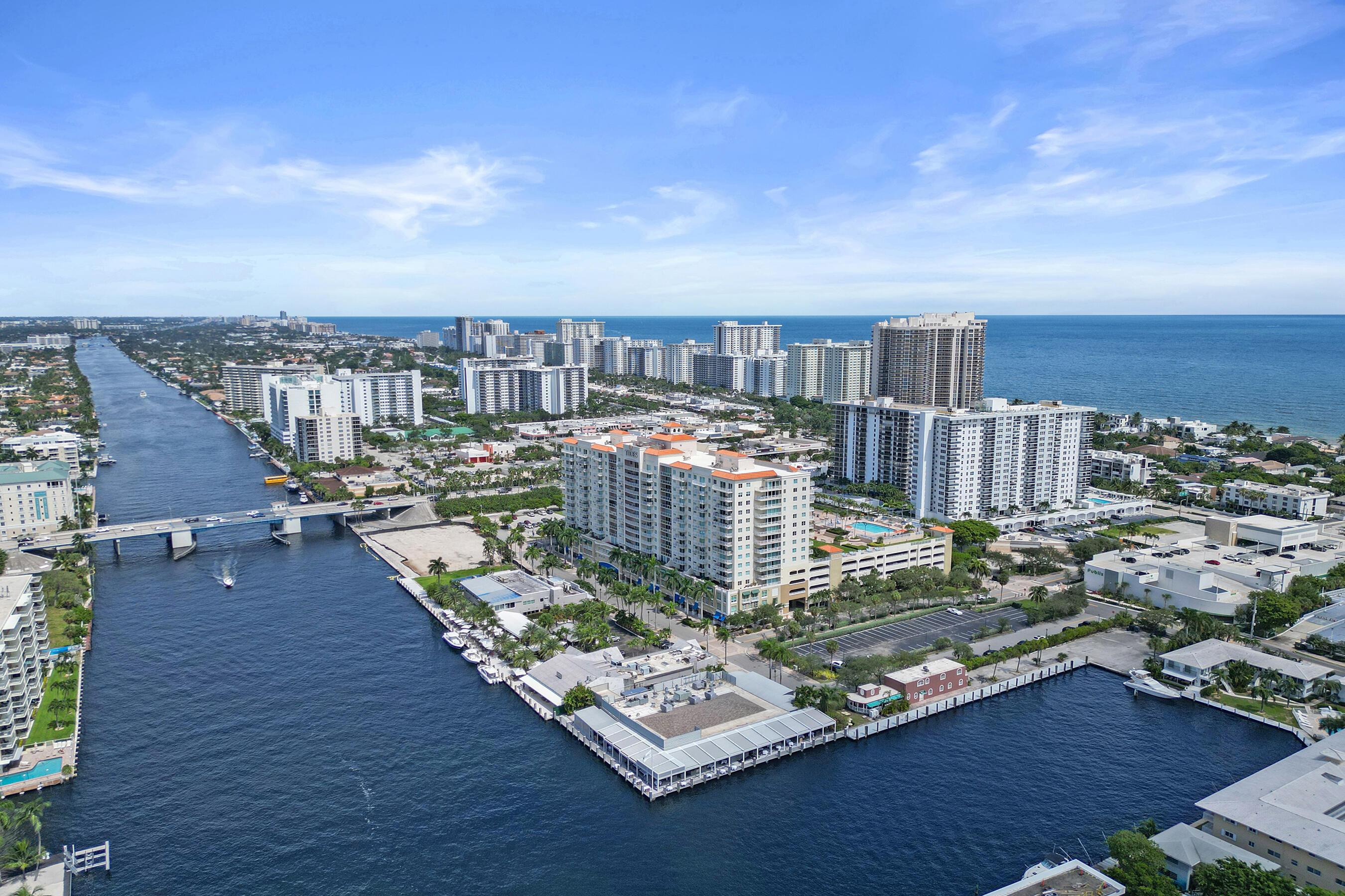 Image 2: Berkley South is nestled in between the Ocean and