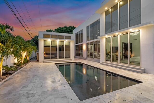 Image 2: 6-284 NE 7th Street Boca Raton FL-602