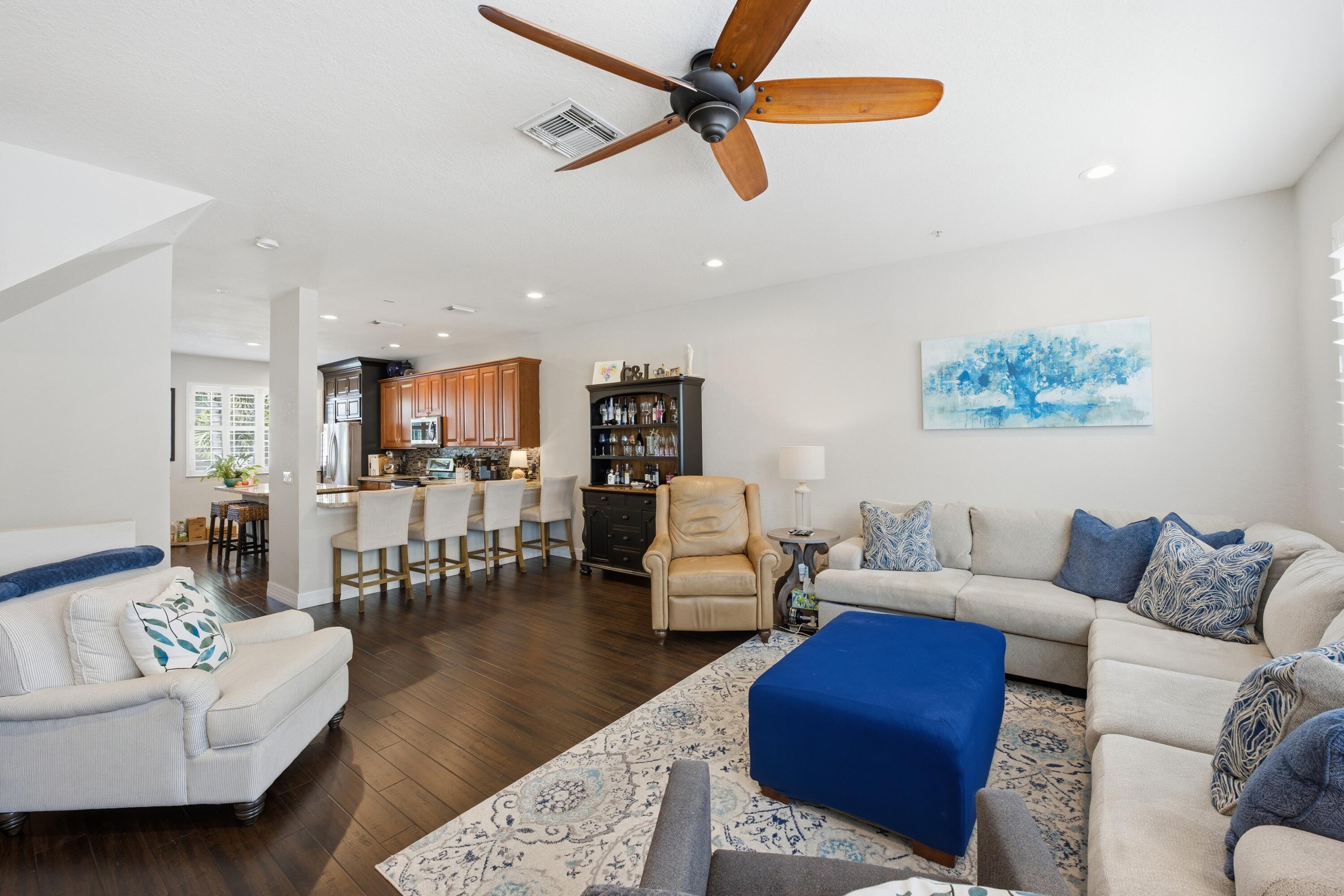 Image 1: 126 ocean cay way9