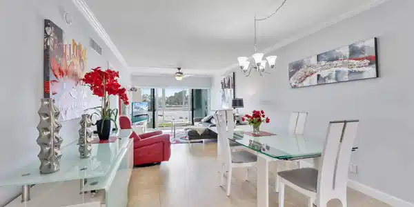 Image 2: Open Living Area