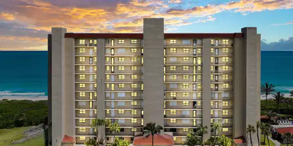 4250 N Highway A1a