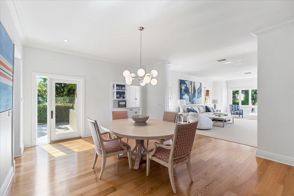Image 3: dining room