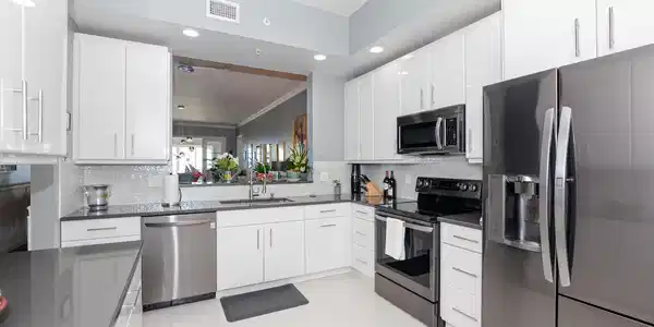 23 Harbour Isle Drive W