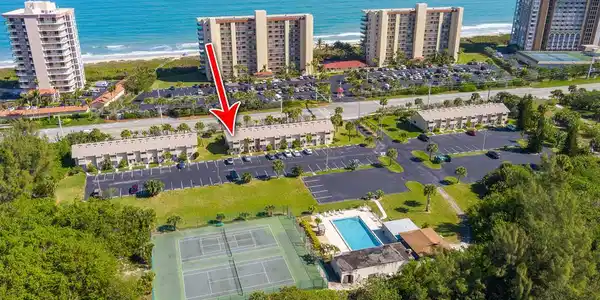 4235 N Highway A1a