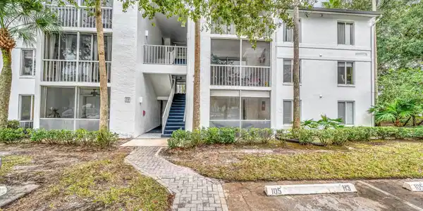 2508 SE Anchorage Cove