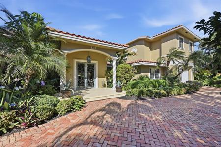2525 NE 21st Court