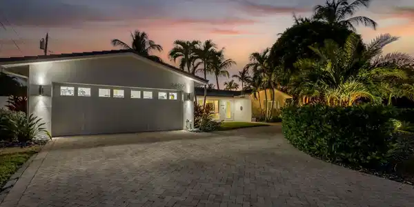 2400 NE 45th Street