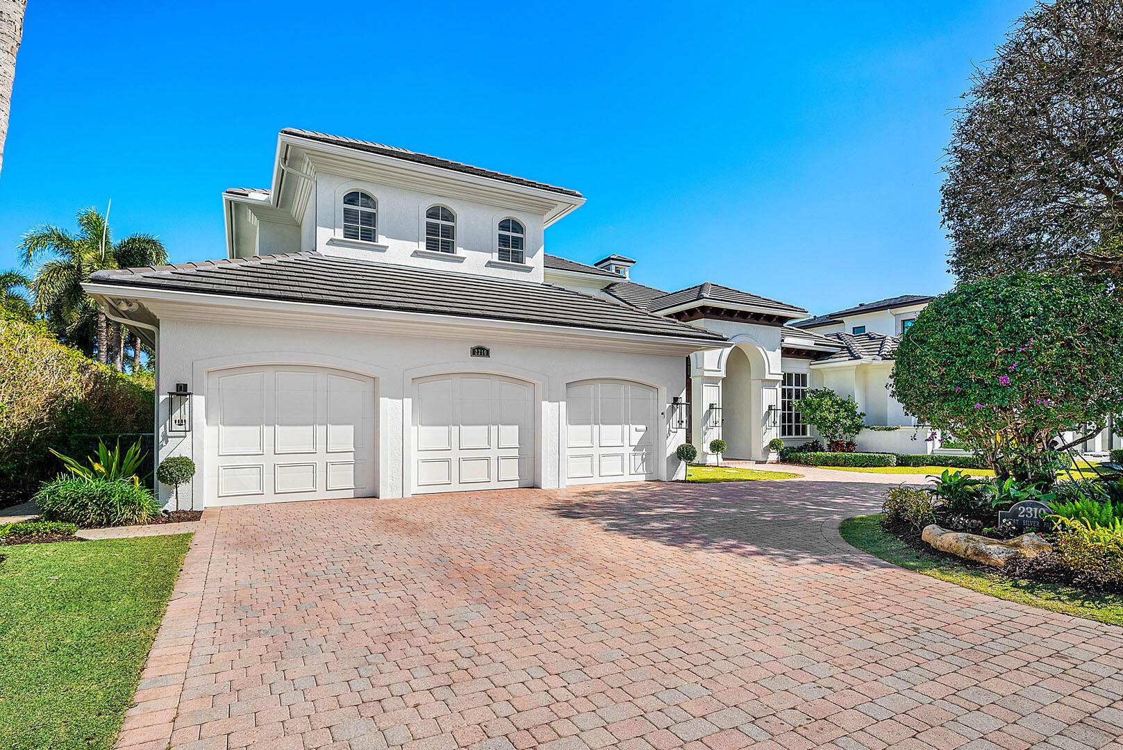Image 4: 2310_West_Silver_Palm_Road_03