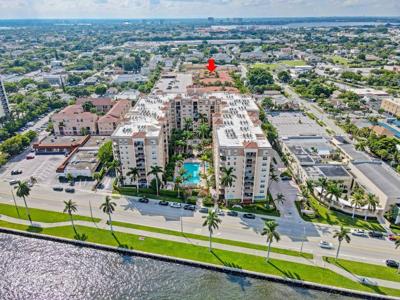 1805 N Flagler Drive