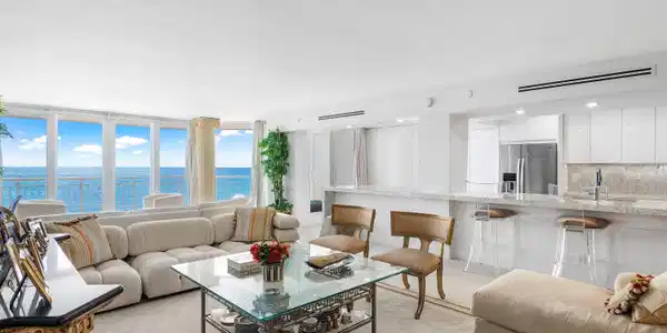 Image 4: Living Room w Ocean Views