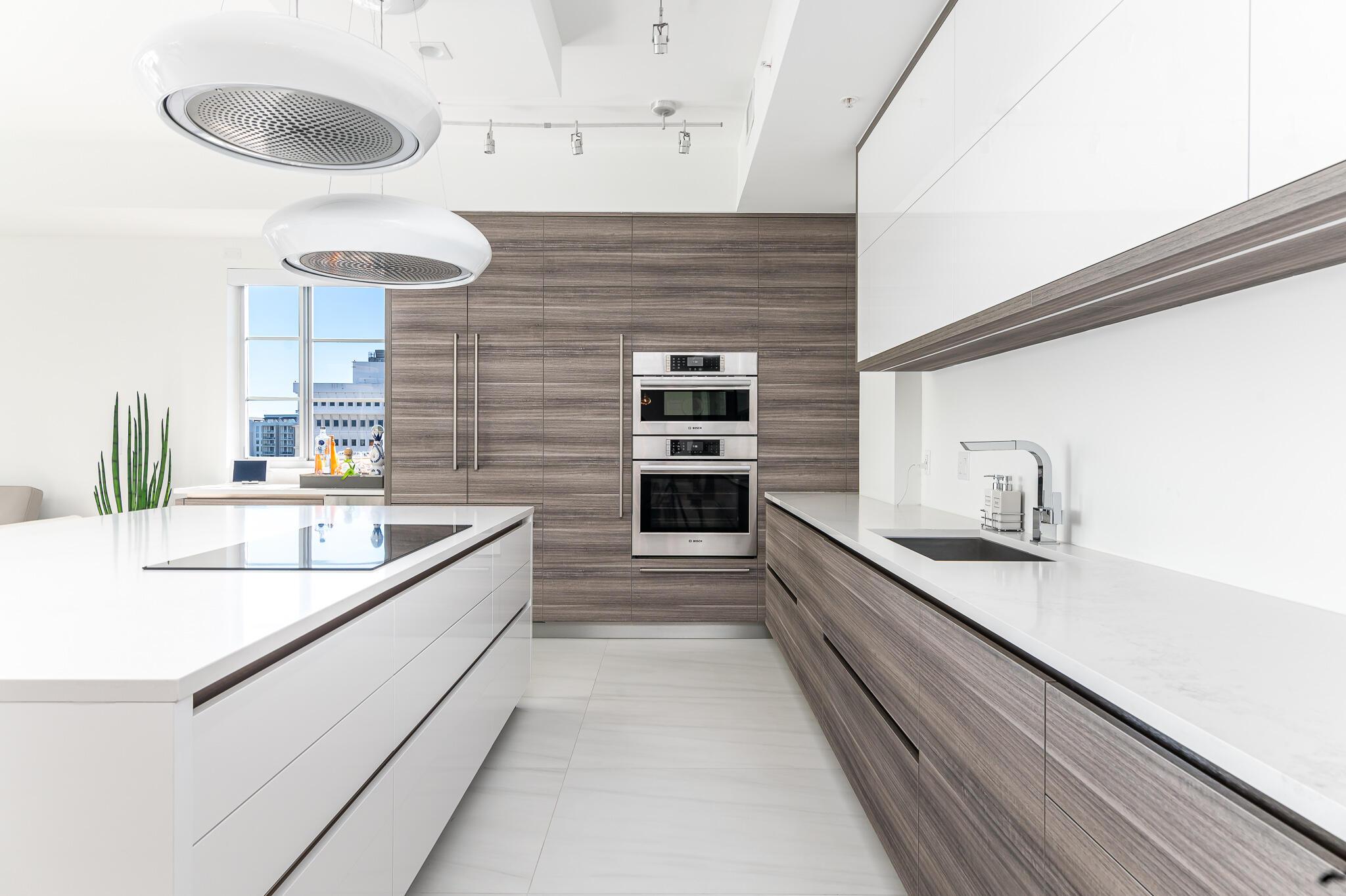 Image 3: Italian Designed Open Kitchen