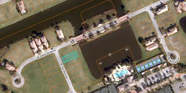Image 4: Lot location in green.