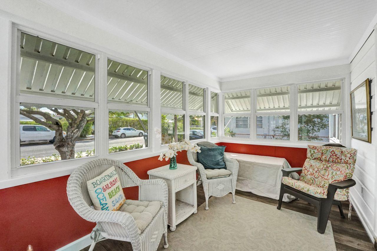 Image 2: FLORIDA ROOM