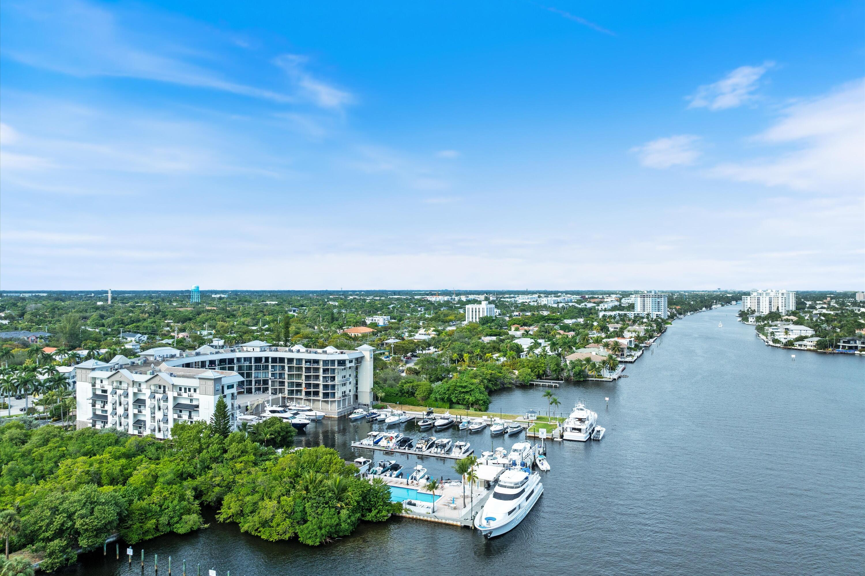Image 3: Building, Marina and Location