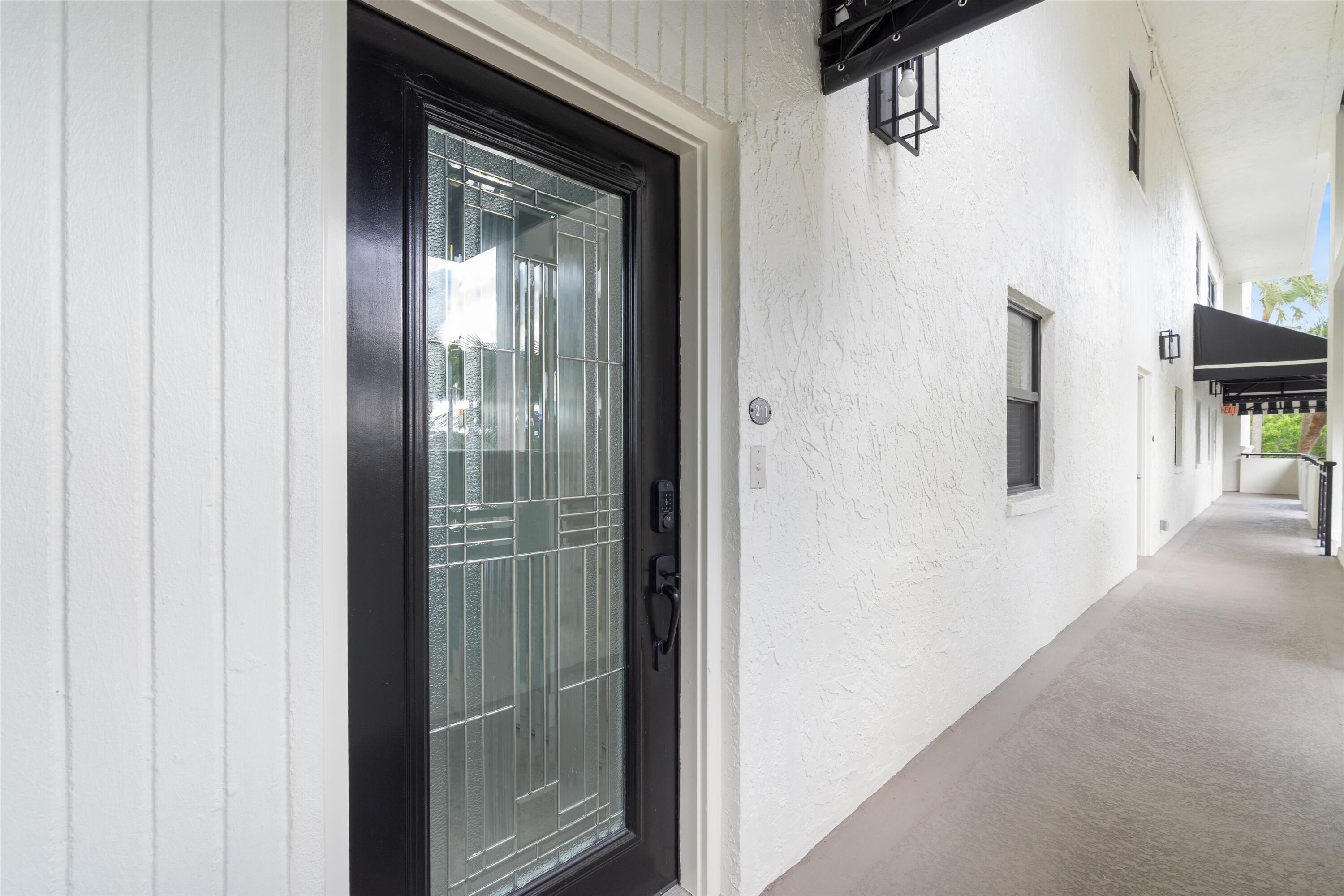 Image 4: Unit 211