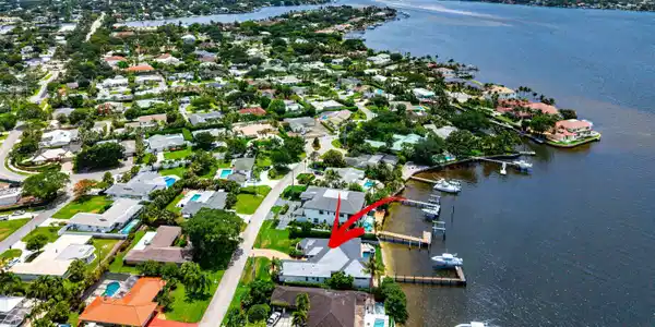 Image 2: 057-47RiverDrive-Jupiter-FL-33469-SMALL