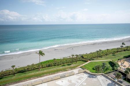 200 Ocean Trail Way