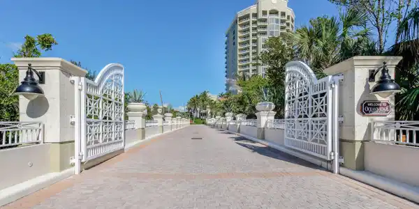 5050 N Ocean Drive