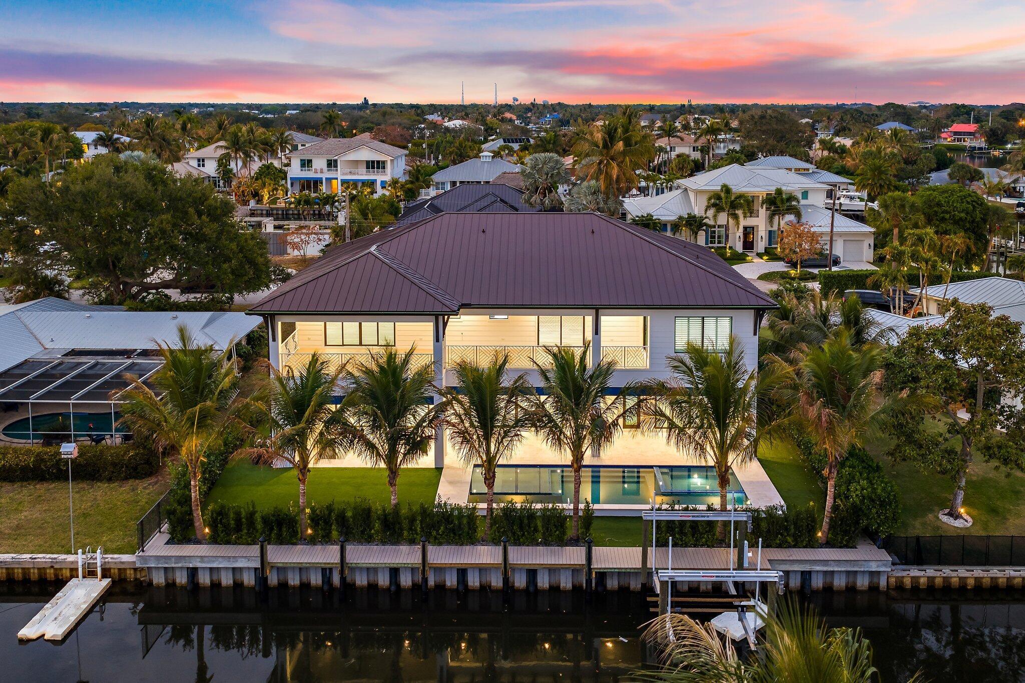 Image 3: Rear Elevation