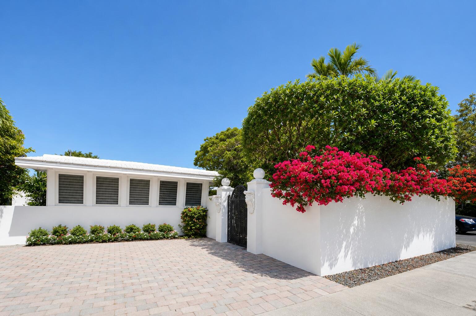 Image 1: Front of Home/Street View