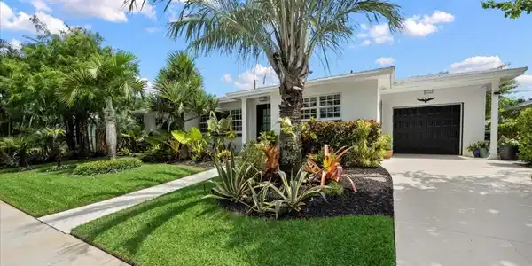 213 Vanderbilt Drive