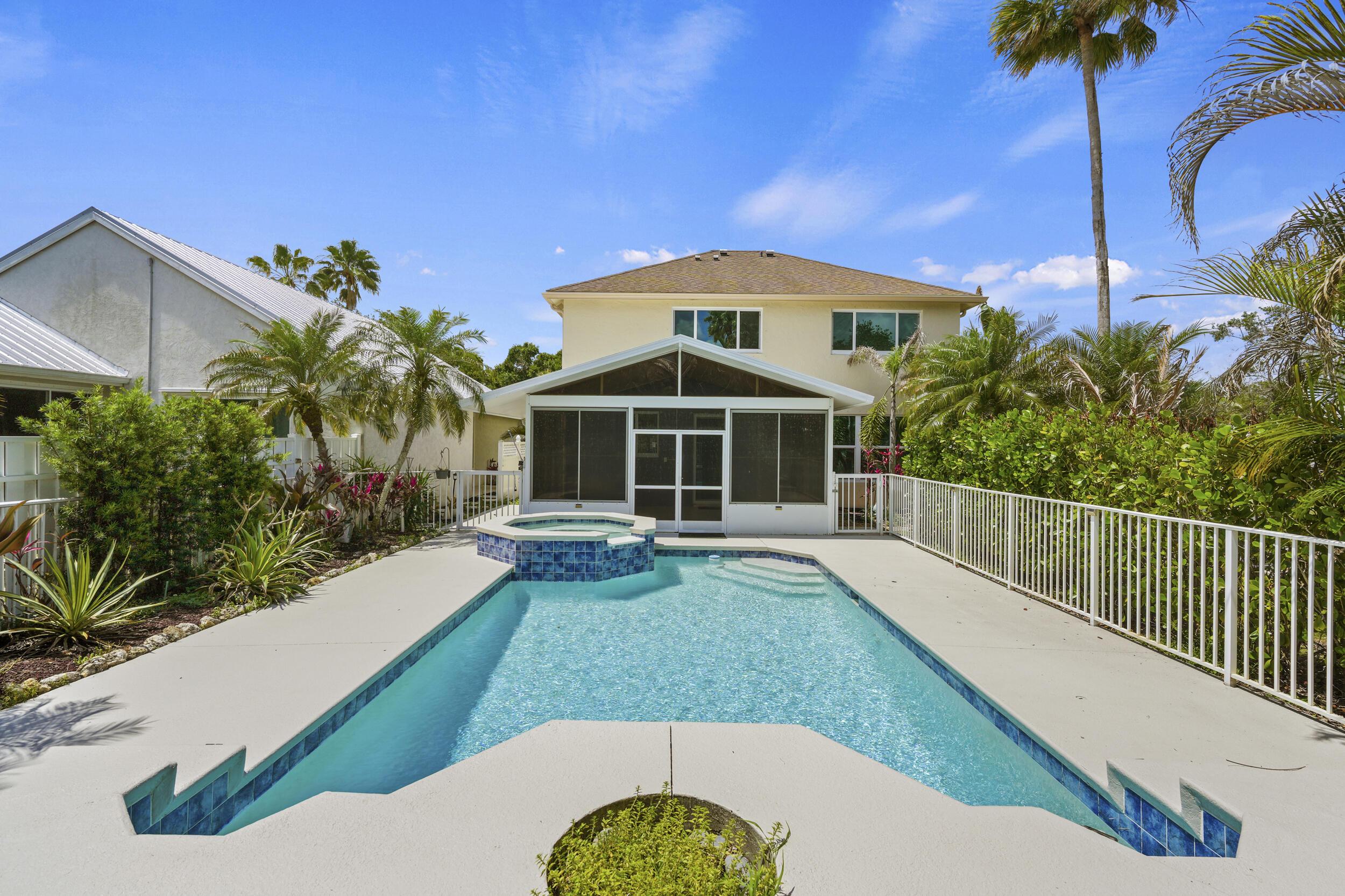 Image 4: Private Backyard Paradise