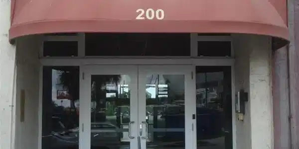200 S Birch Rd