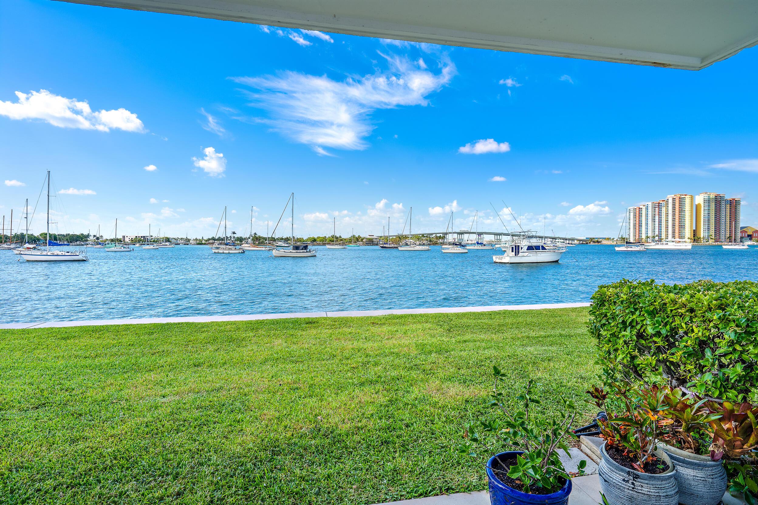 Image 2: Condo Views