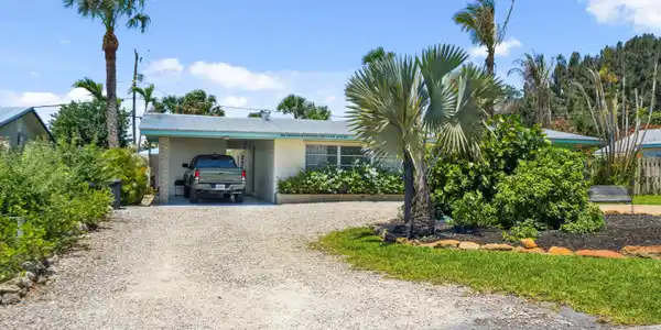 Image 3: 1644 NE Arch Jensen Beach