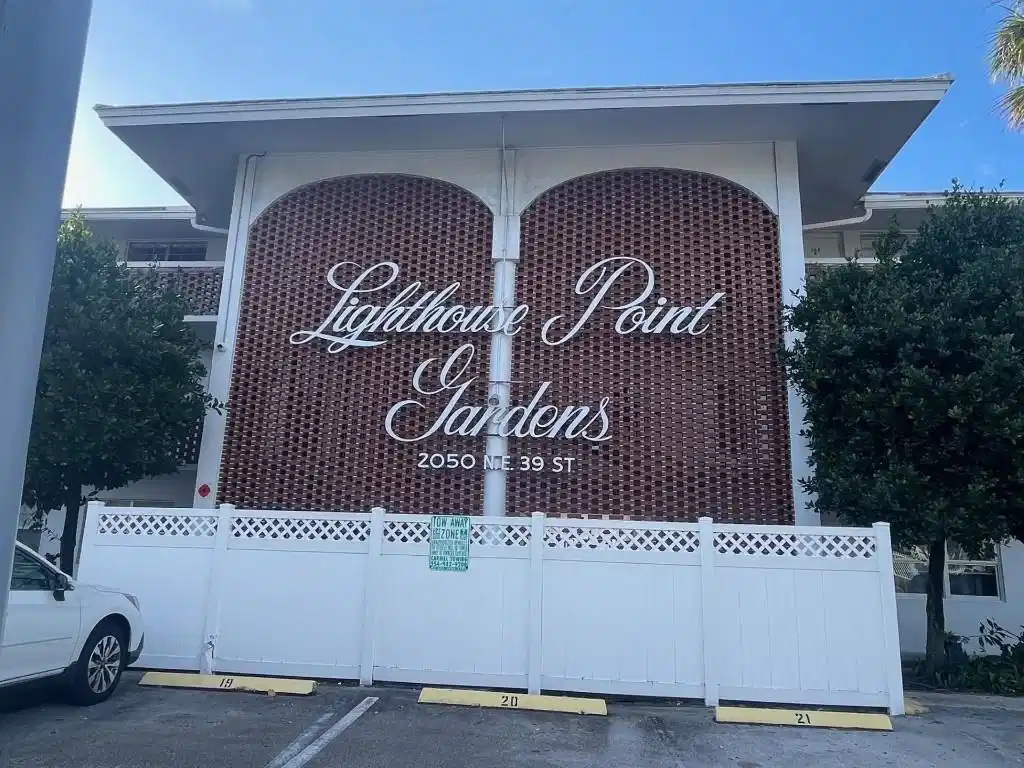 Image 1: Building