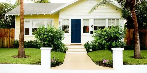 211 N Ocean Breeze