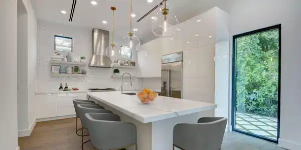 Image 4: Kitchen- add stools_ plants & books on t