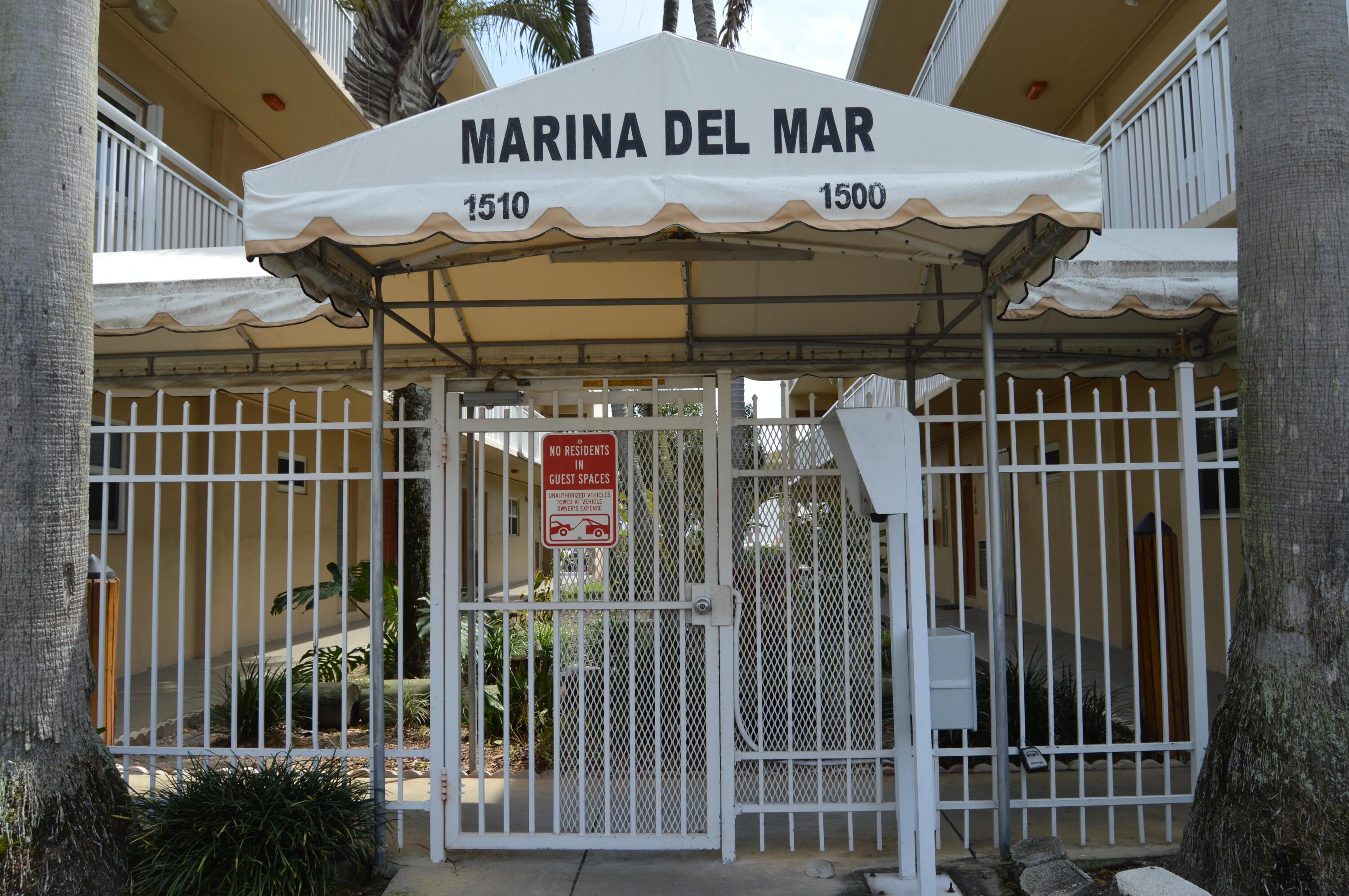 Image 2: Main Gate Intercom Guest Entry