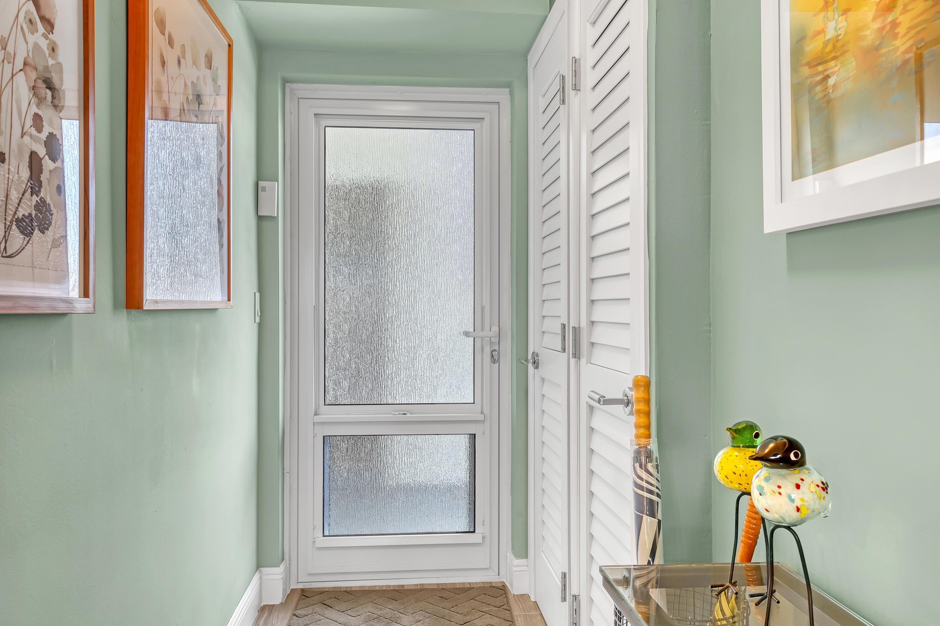 Image 3: ENTRANCE DOOR HURRICANE IMPACT