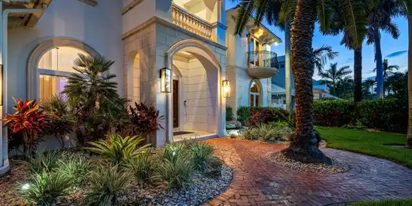 Image 3: ENTRANCE_WALKWAY_SUNSET