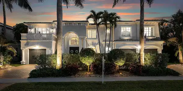 Image 3: 092-712Northeast71stStreet-BocaRaton-FL-
