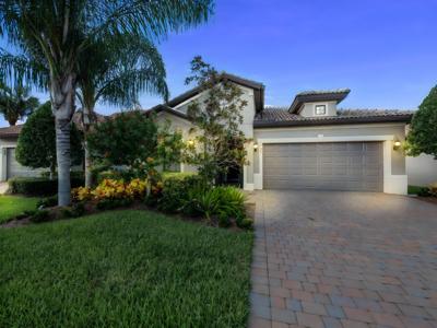 564 SE Monet Drive