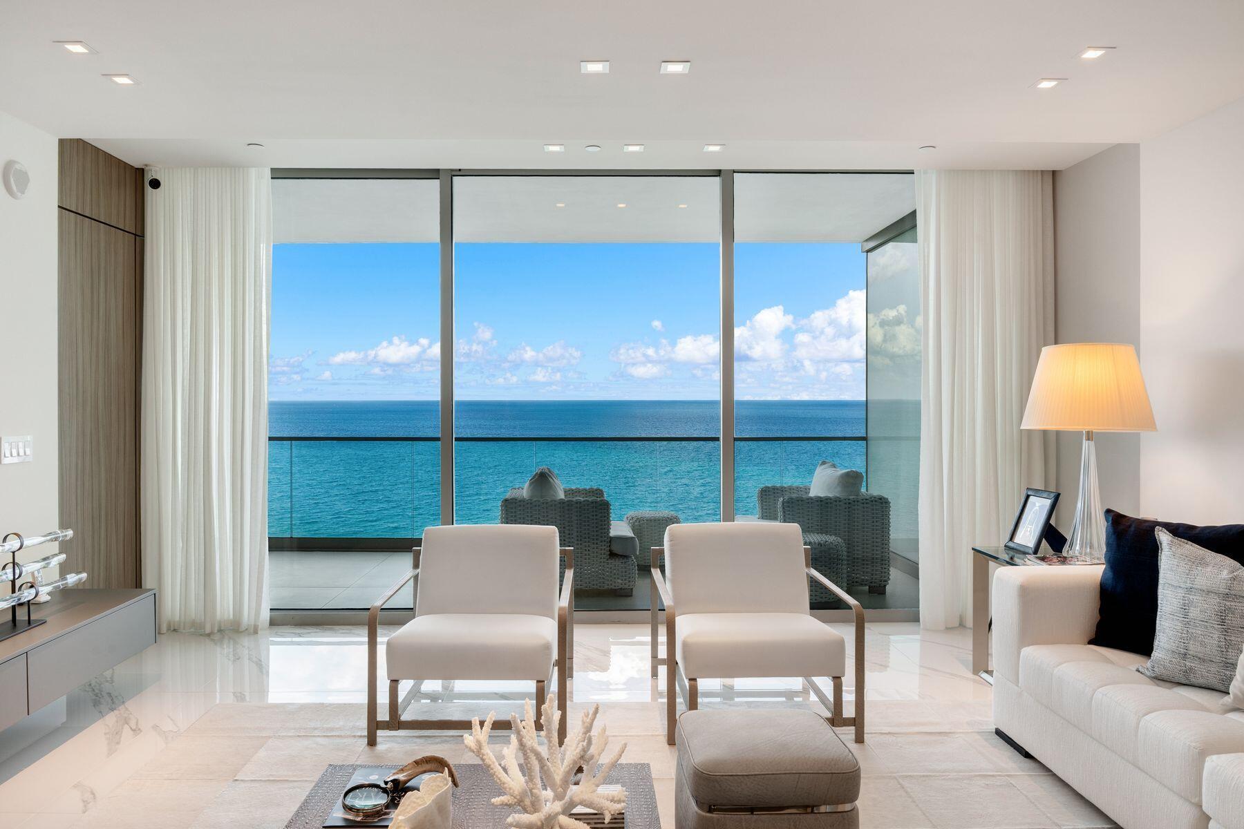 Image 2: 02_10201 Collins Ave_1oakstudio_05