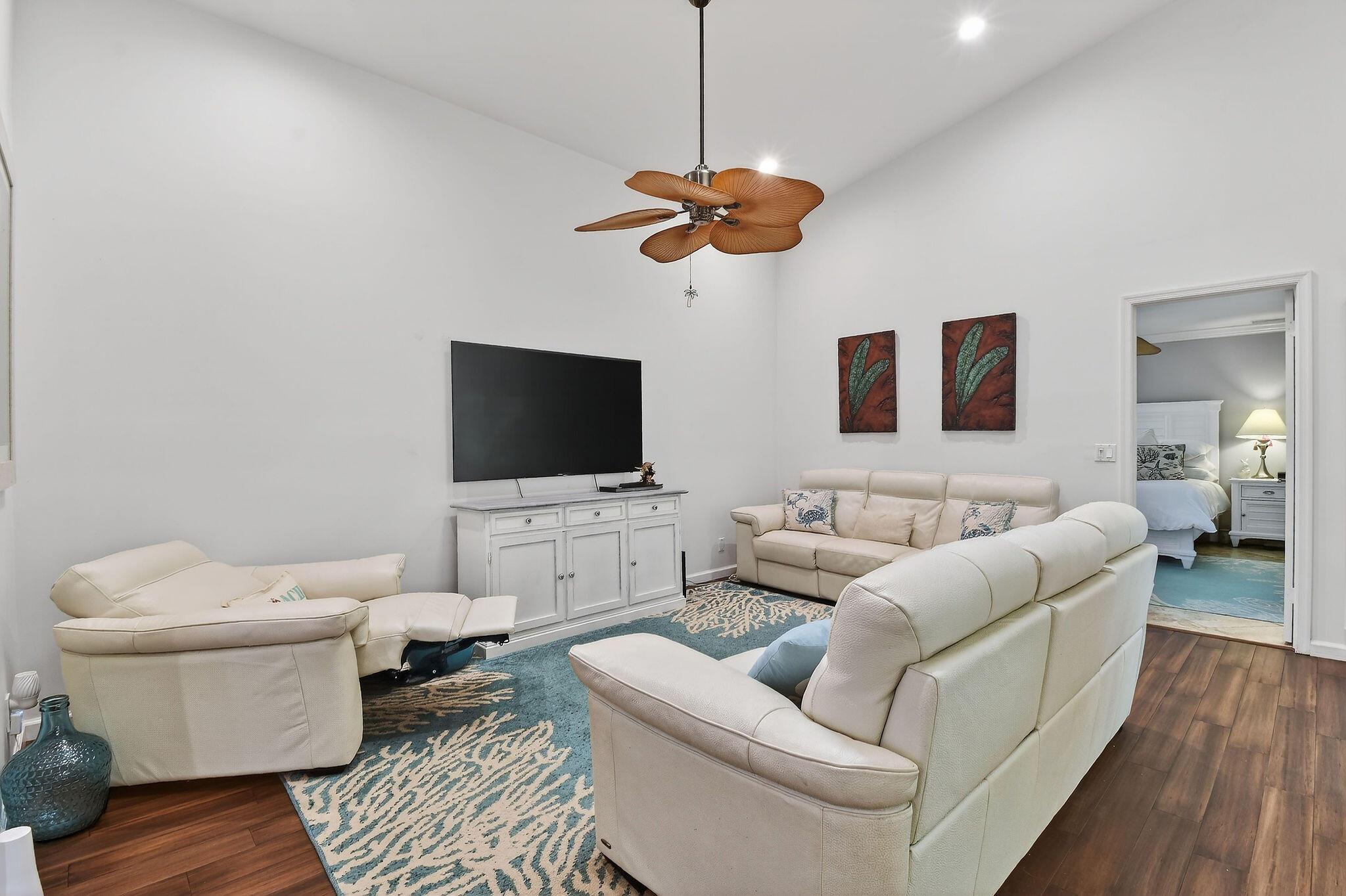 Image 3: 5749TurnwoodCt(9)