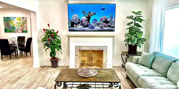 Image 2: Family room of main house