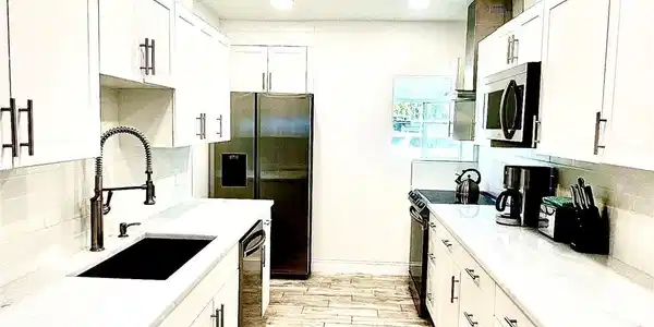 Image 4: Kitchen of main house