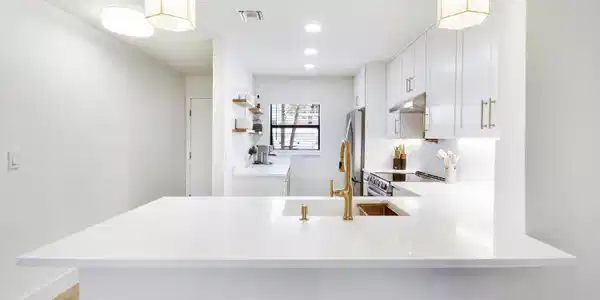 Image 2: House-18