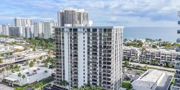 3031 N Ocean Boulevard