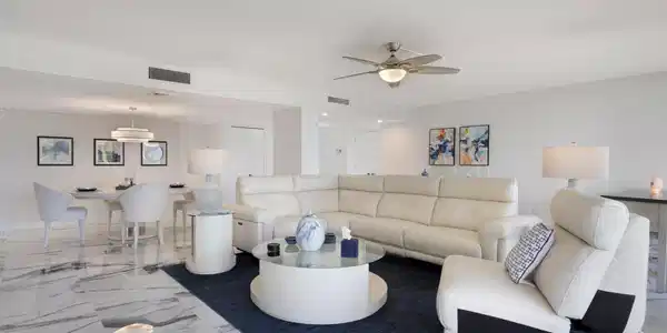 Image 3: Living 3