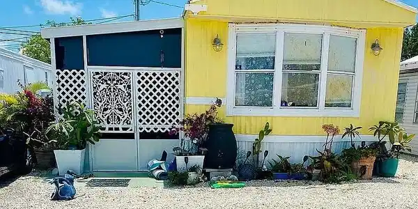 1361 Overseas Highway