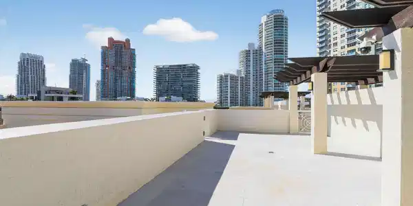 Image 2: 04_120_Jefferson_Ave_Miami_Beach_FL_3313