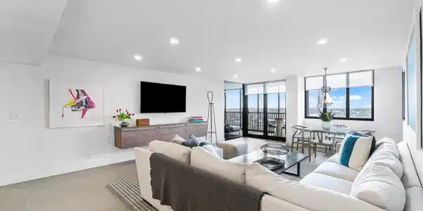 Image 4: 011-3420SouthOceanBoulevard-14X-Highland